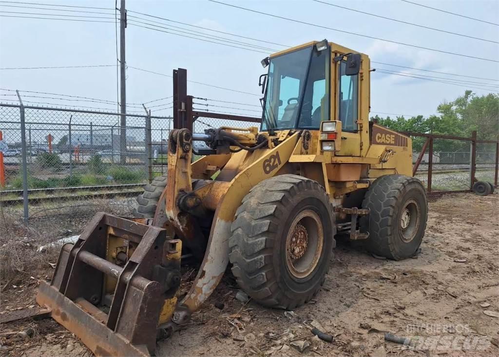 CASE 621 Wheel loaders