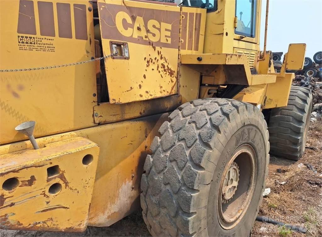 CASE 621 Wheel loaders