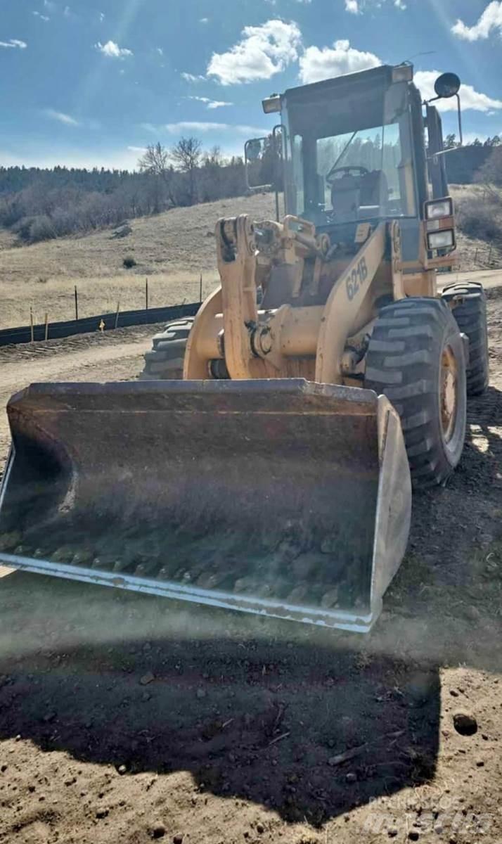 CASE 621B Wheel loaders