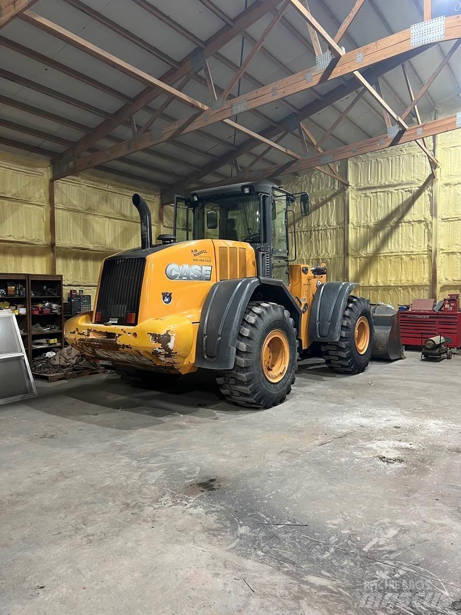 CASE 821F Wheel loaders