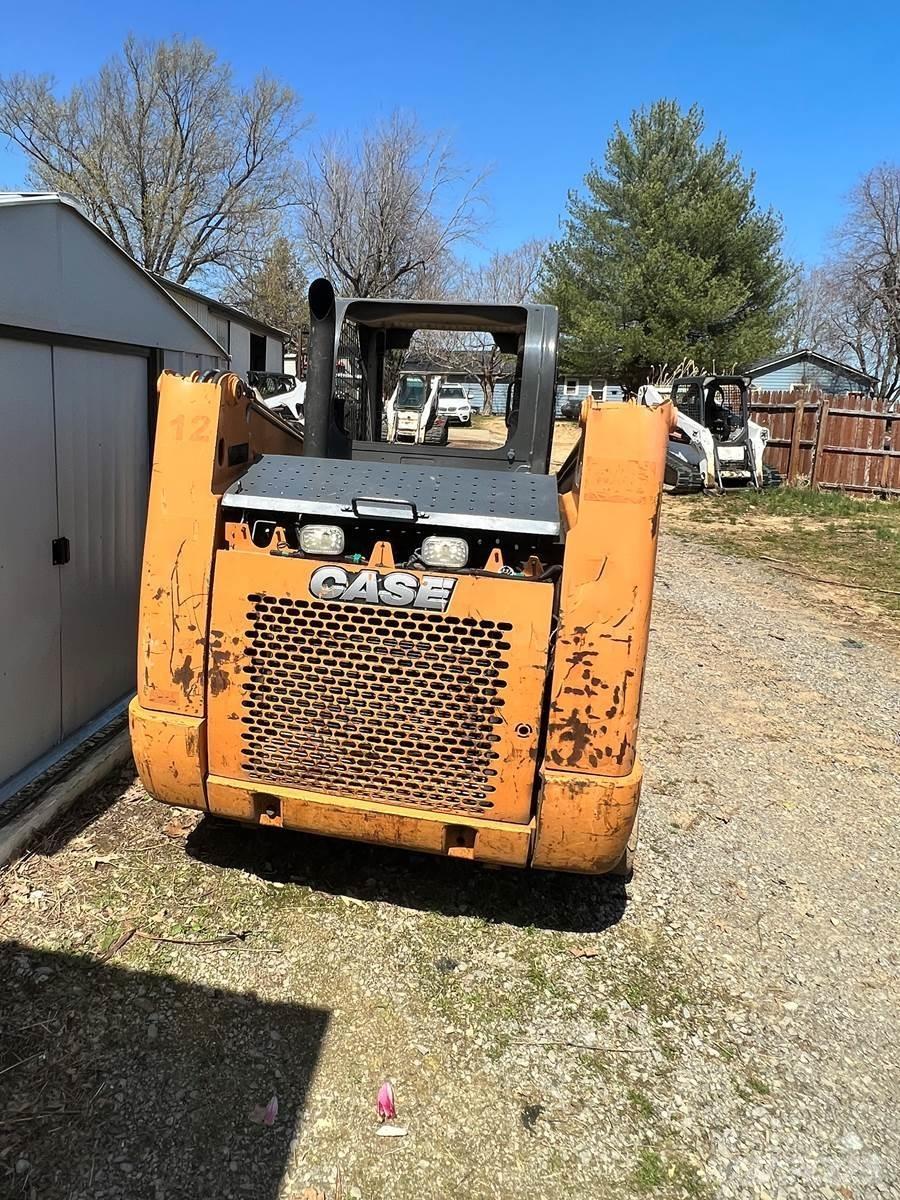 CASE TR270 Skid steer loaders