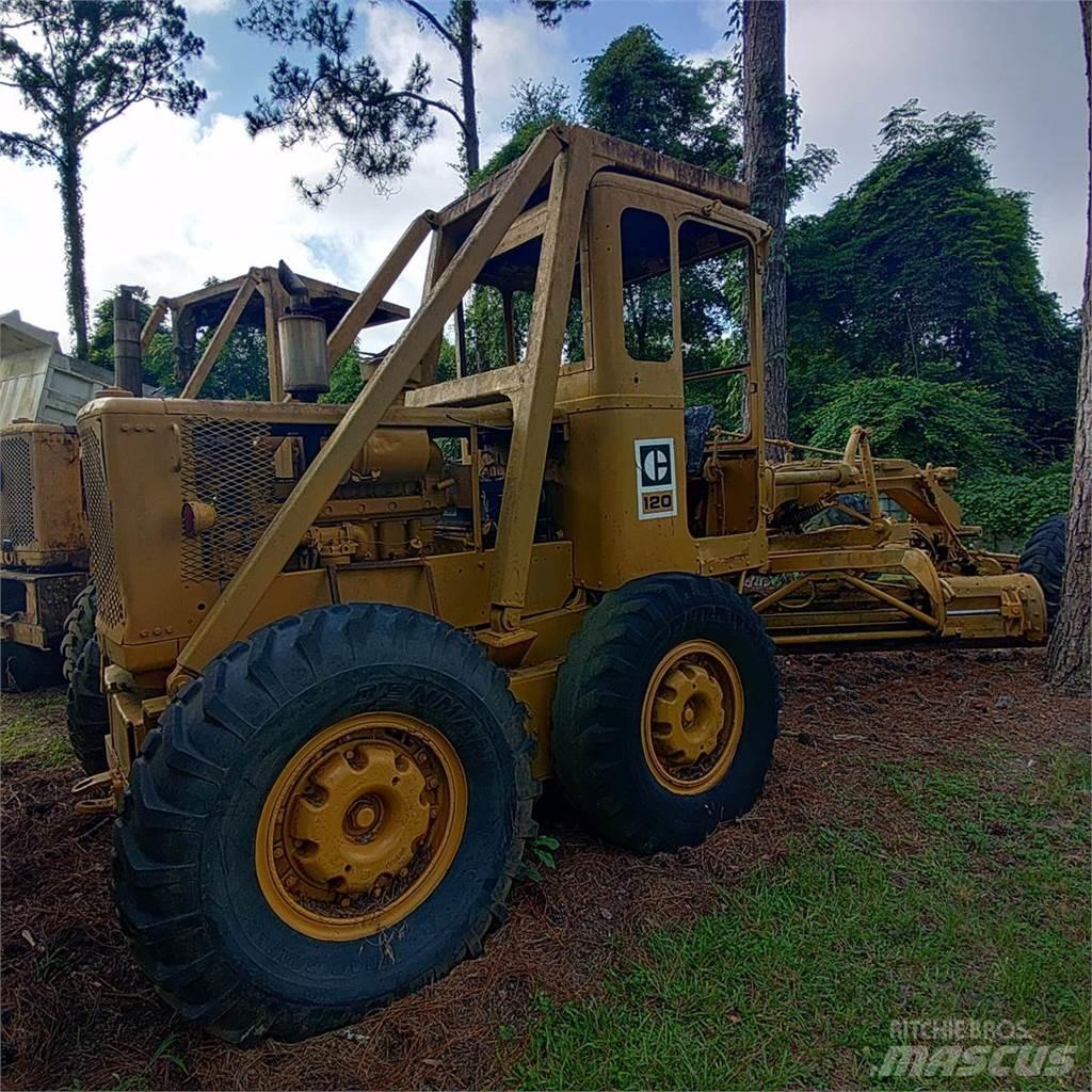 CAT 120 Graders