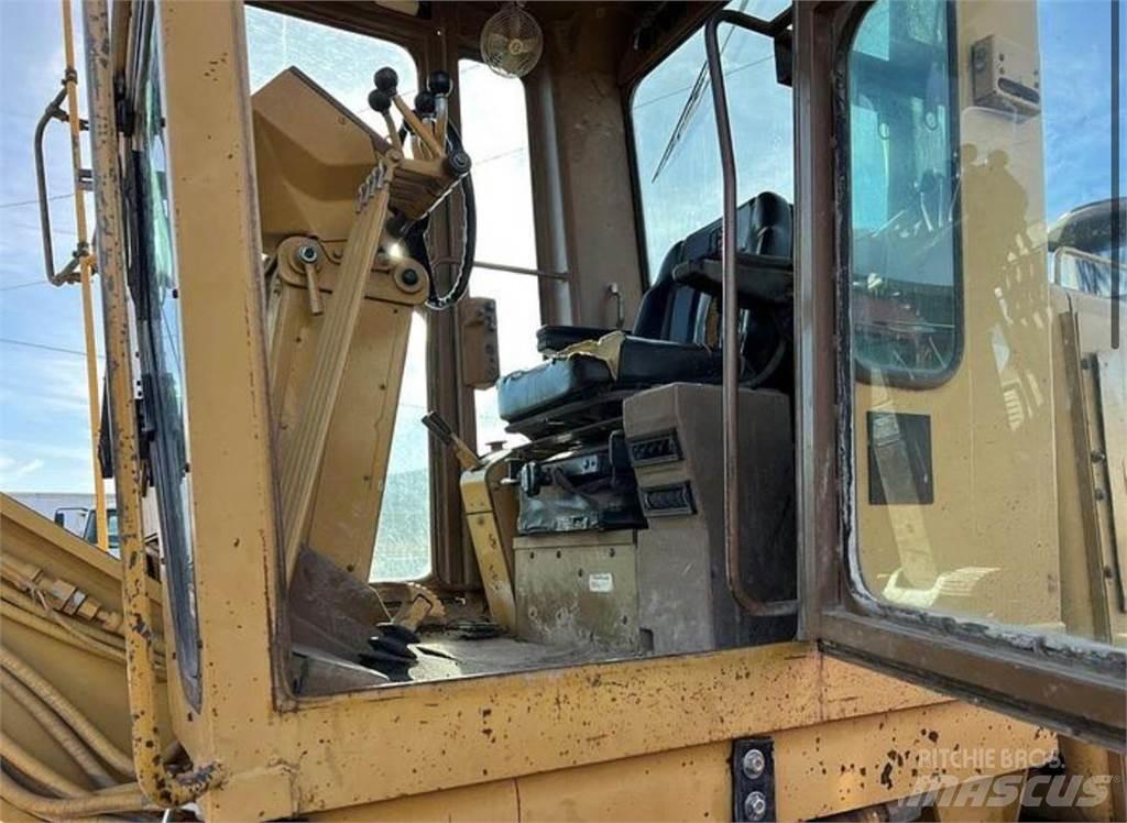 CAT 140G Graders