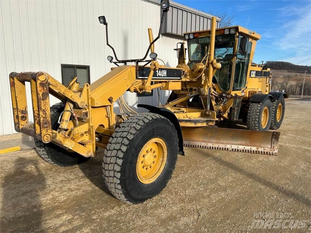 CAT 140H Graders