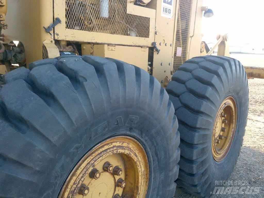 CAT 16G Graders