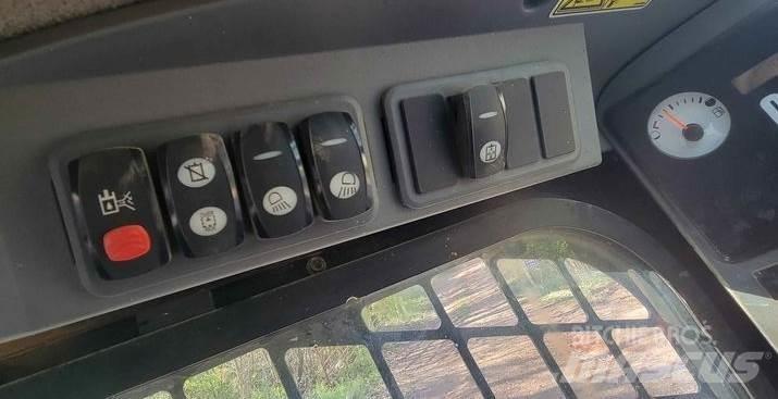 CAT 297C Skid steer loaders