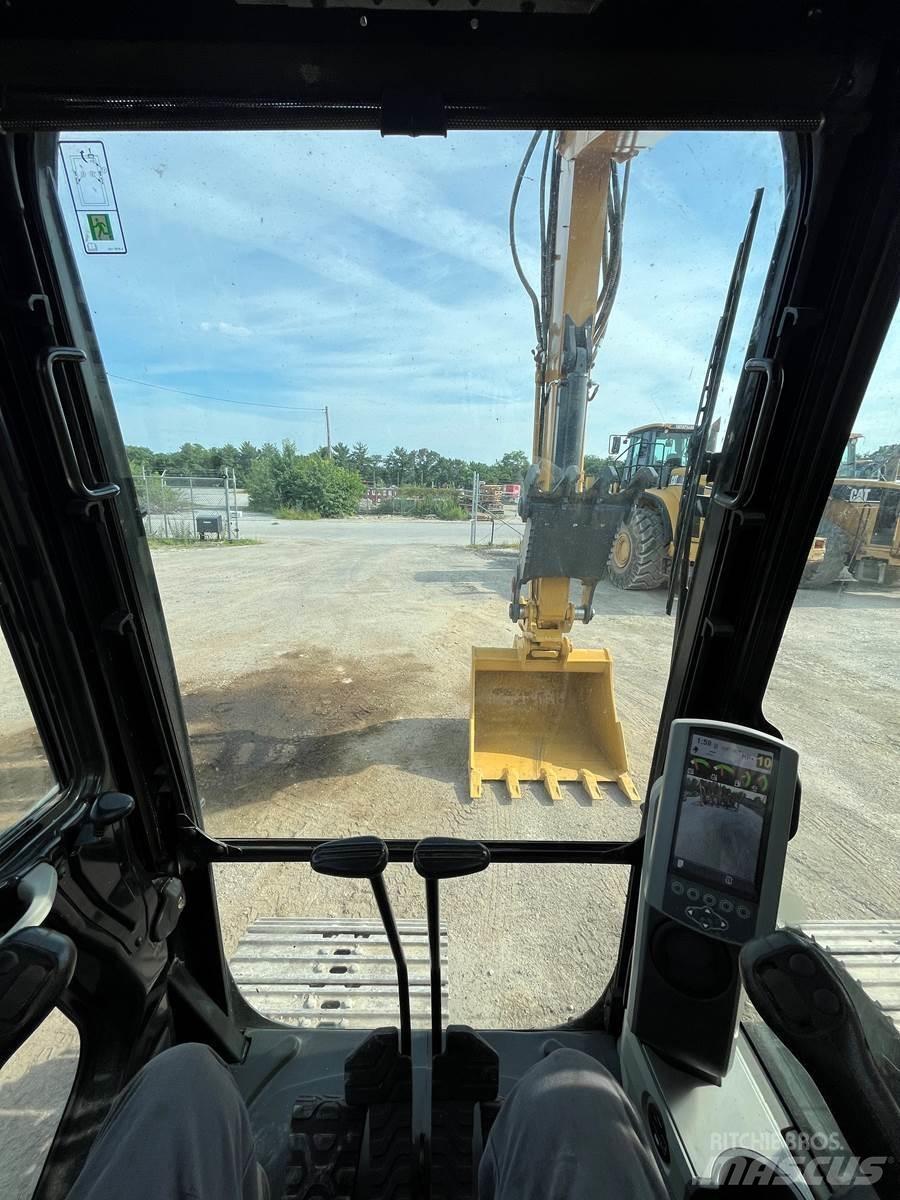 CAT 313FL Crawler excavators