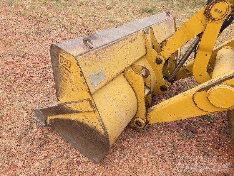 CAT 420D Backhoe