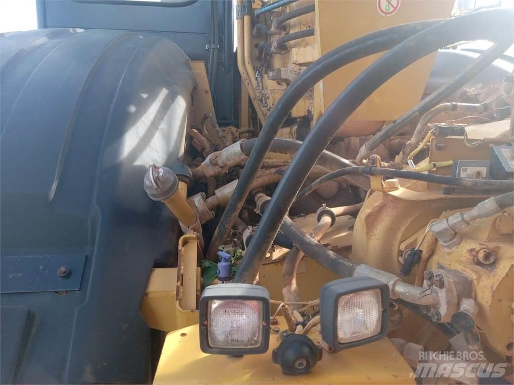 CAT 623K Scrapers