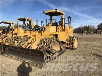 CAT 815B Soil compactors