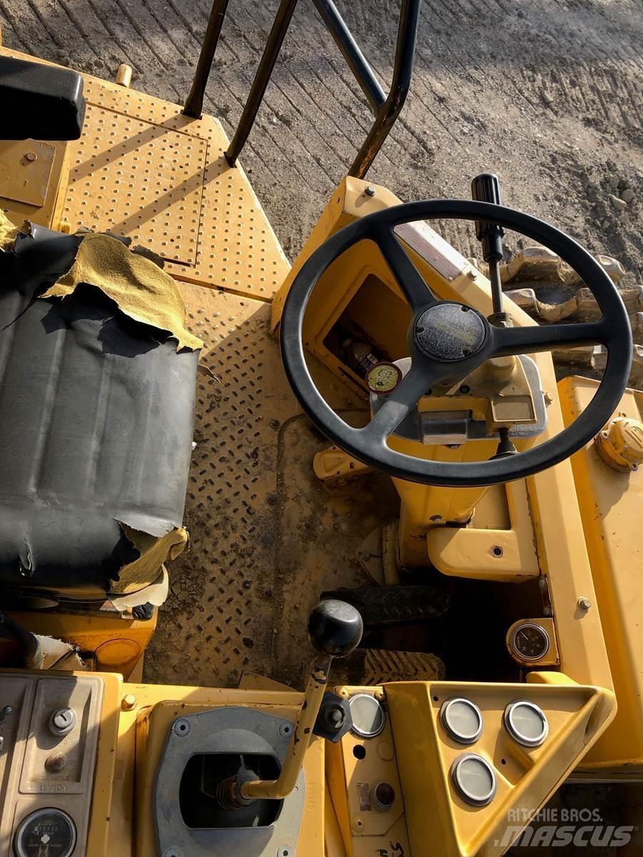CAT 815B Soil compactors