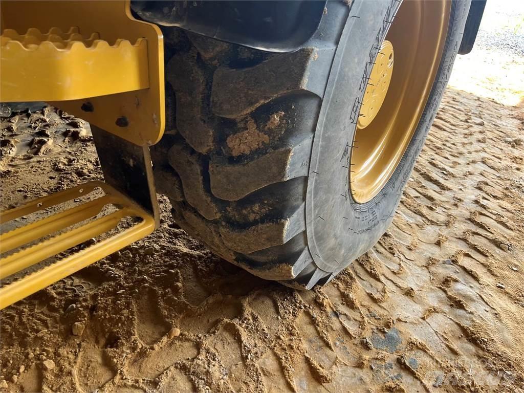 CAT 908M Wheel loaders