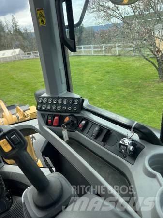 CAT 926M Wheel loaders