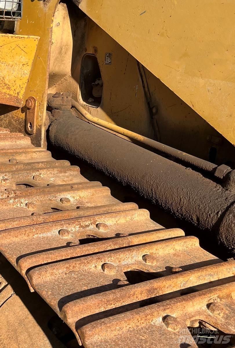 CAT 963C Crawler loaders