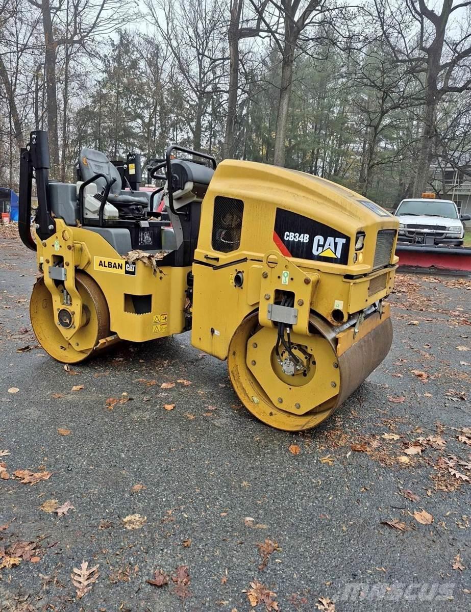 CAT CB34B Single drum rollers