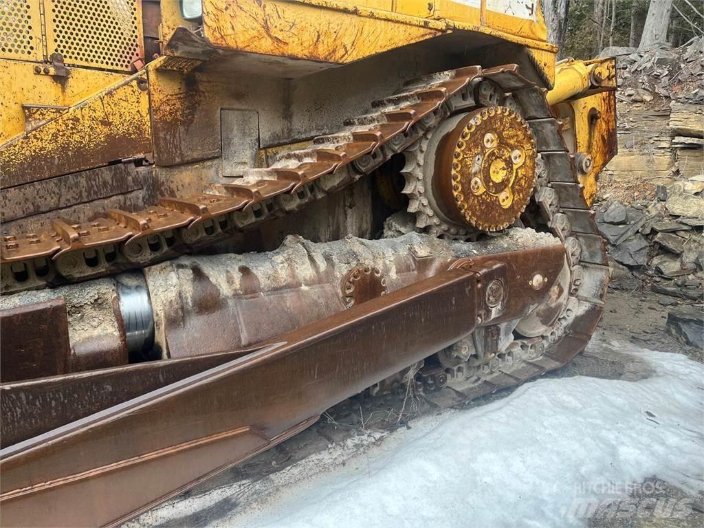 CAT D10N Crawler dozers