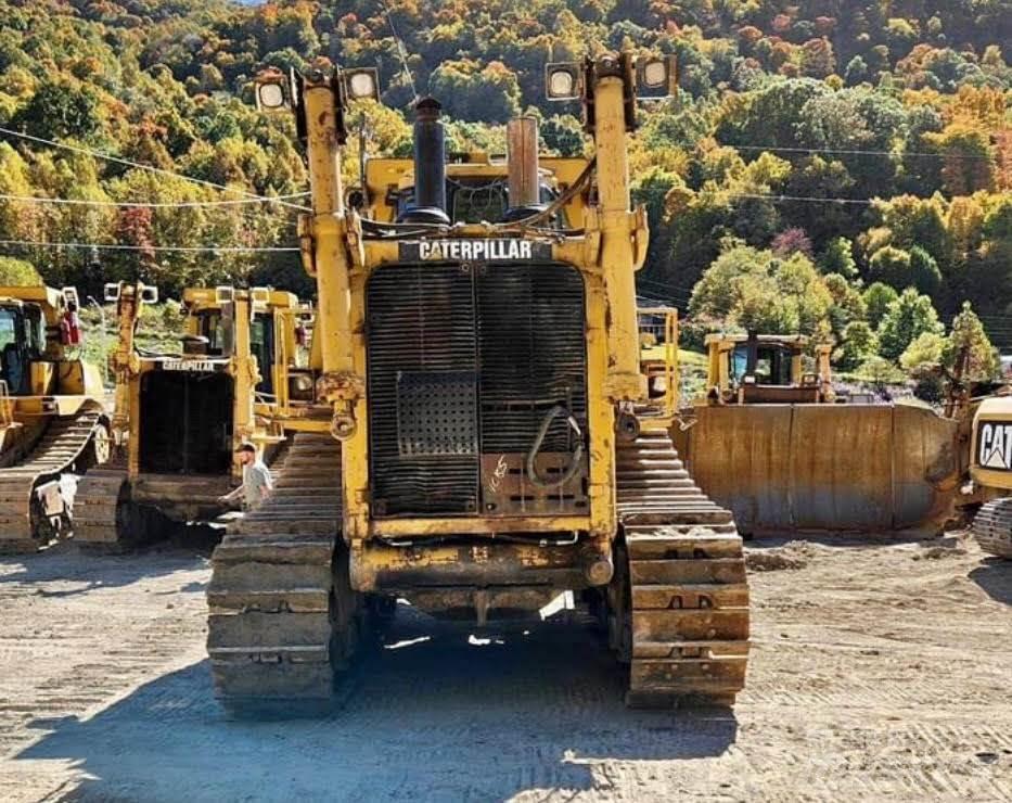CAT D10T Crawler dozers