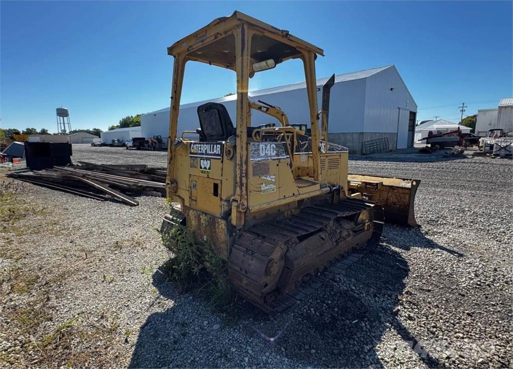 CAT D4C Crawler dozers