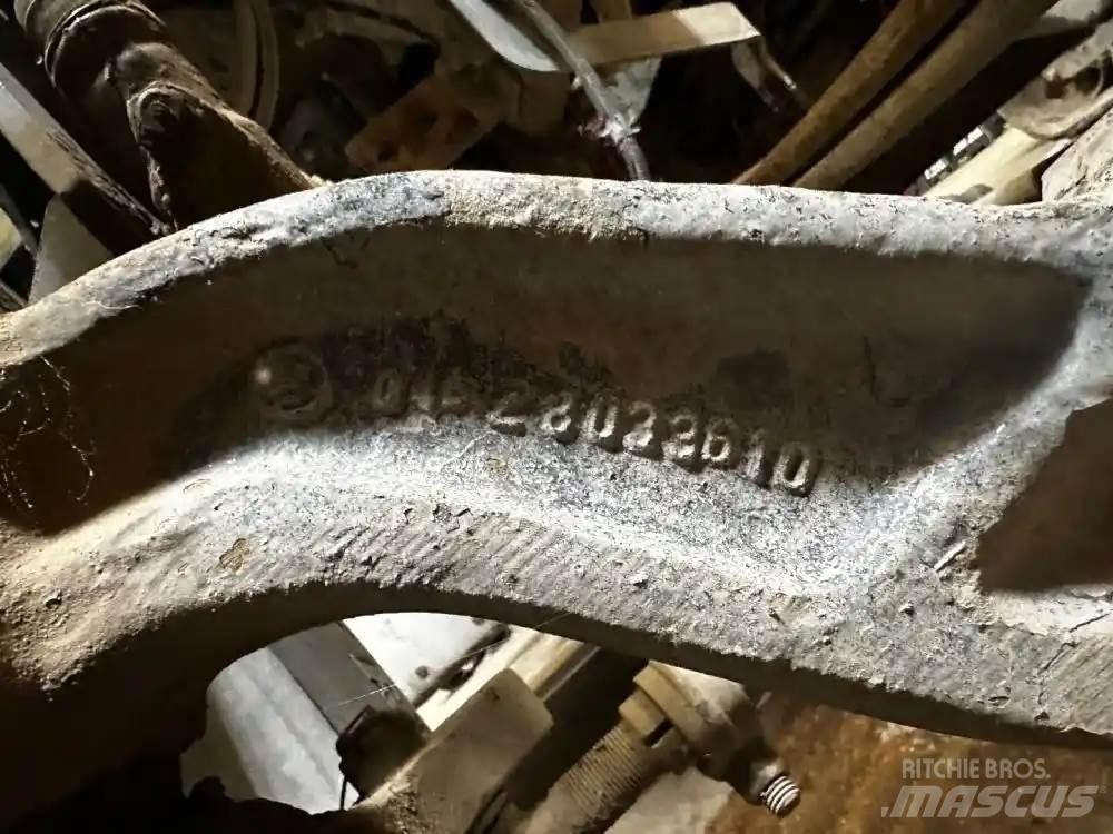 Dana 367 Axles