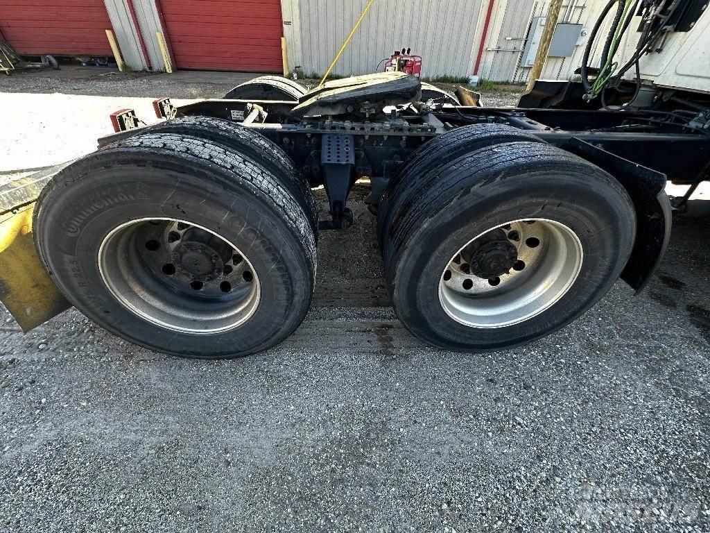  Dana LT625 Axles