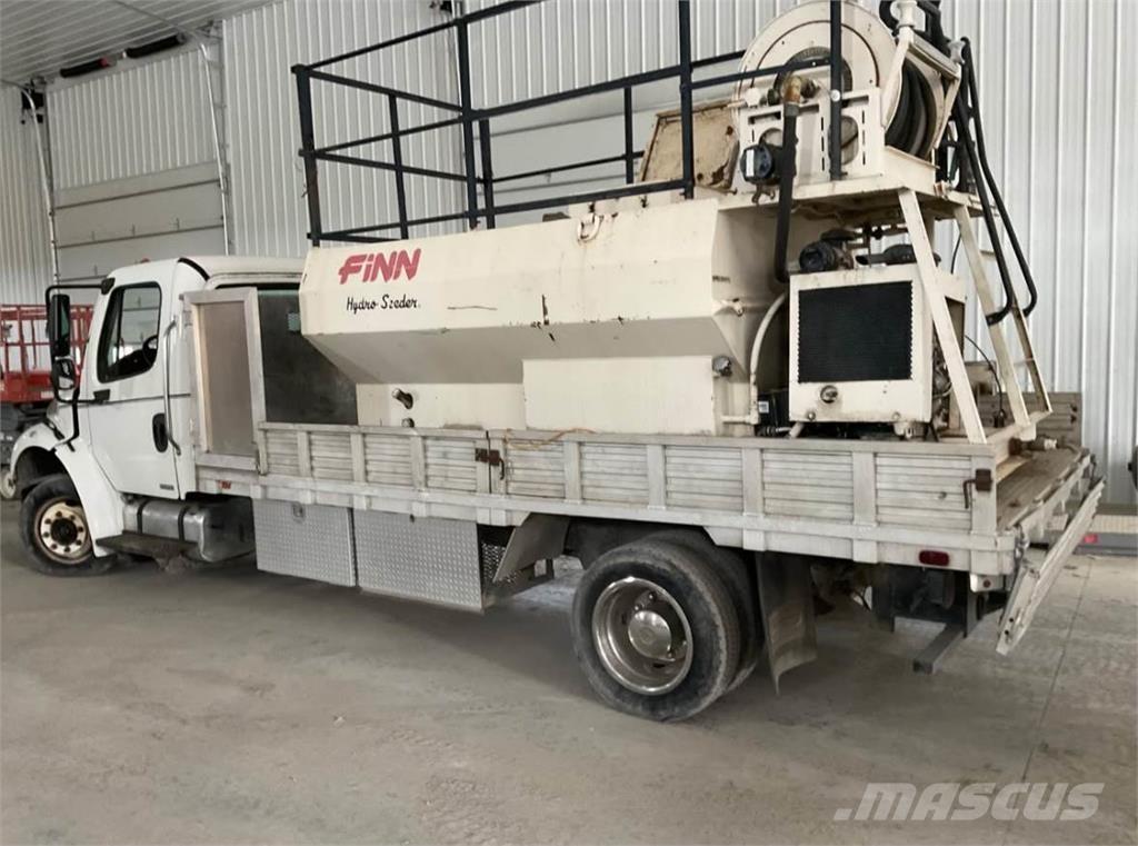 Finn T120 Hopper equipment, blowers and elevators