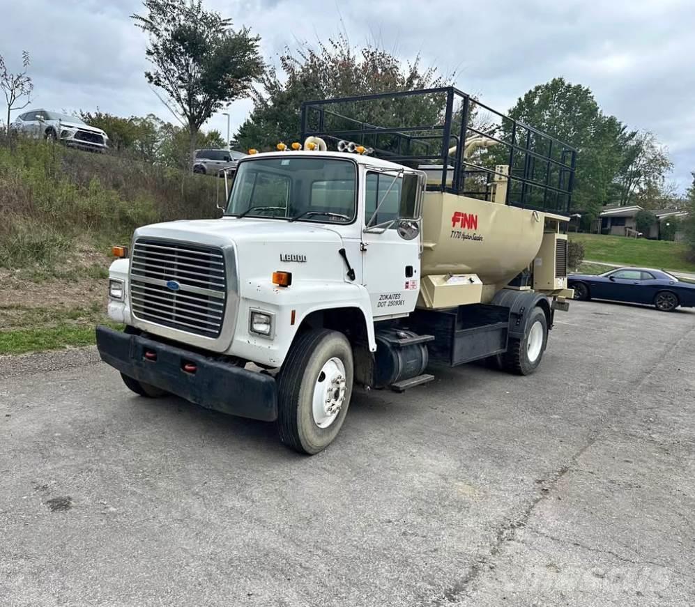 Finn T170 Hopper equipment, blowers and elevators