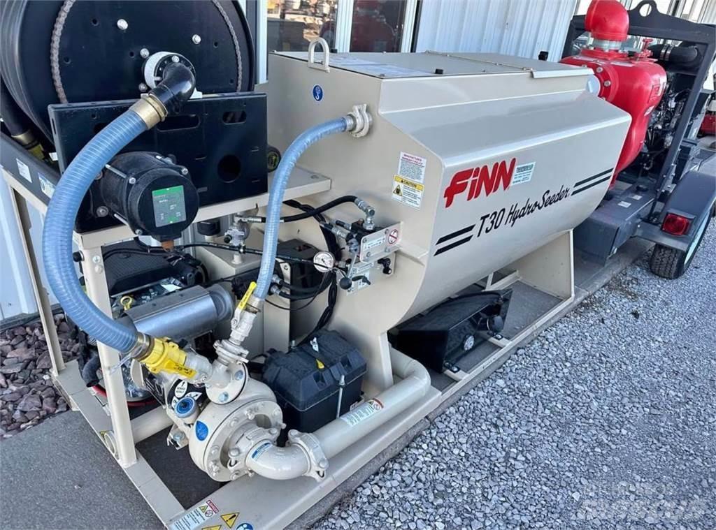 Finn T30 Hopper equipment, blowers and elevators