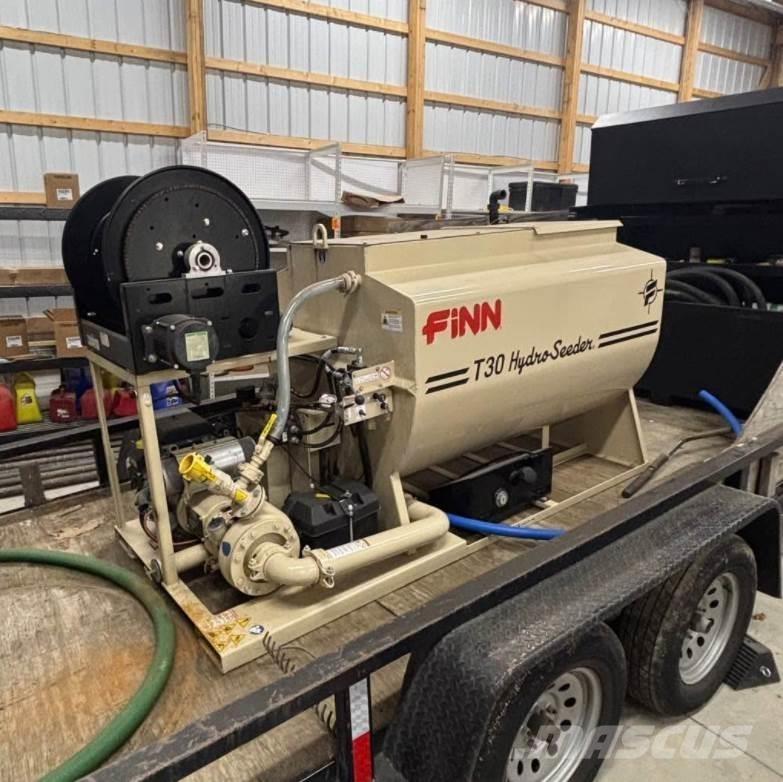 Finn T30 Hopper equipment, blowers and elevators