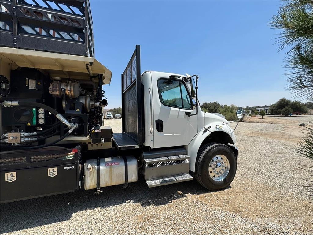 Finn T400 Hopper equipment, blowers and elevators