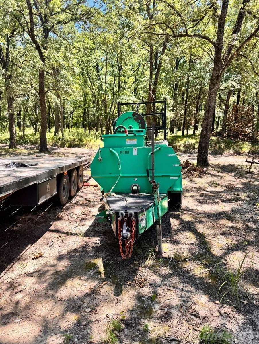 Finn T60T Hopper equipment, blowers and elevators