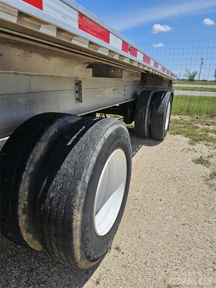 Fontaine  Flatbed/Dropside trailers