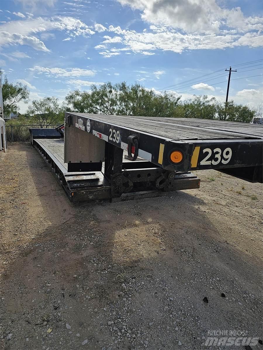 Fontaine  Low loader-semi-trailers