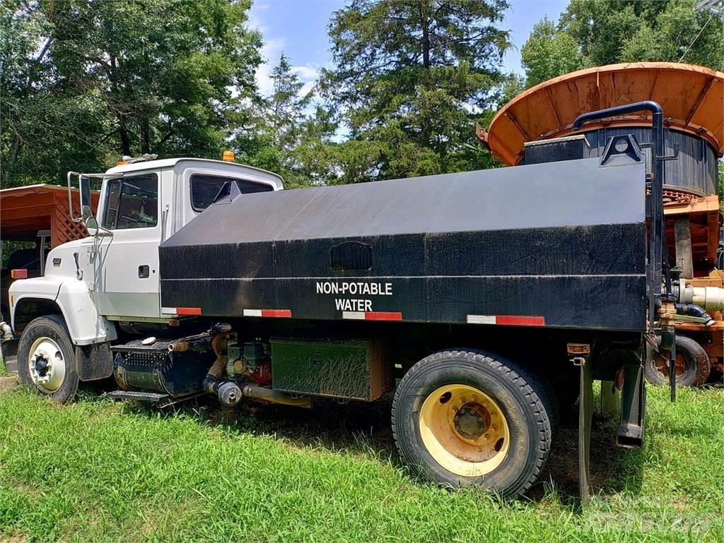Ford 8000 Tanker trucks