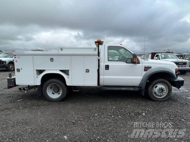 Ford F-450 Municipal / general purpose vehicles