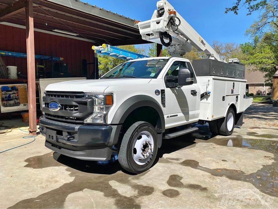 Ford F-450 Truck mounted platforms