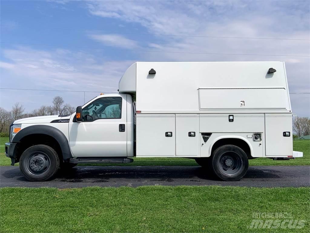 Ford F-450 Municipal / general purpose vehicles