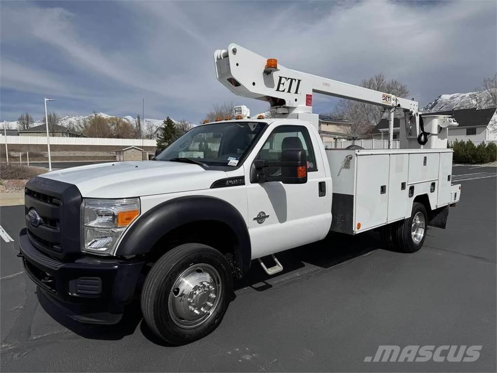 Ford F-450 Truck mounted platforms