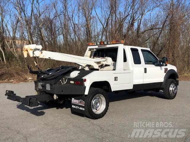 Ford F-550 Recovery vehicles