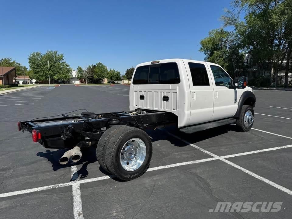 Ford F-550 Chassis Cab trucks