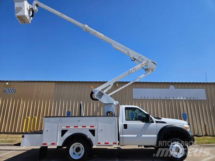 Ford F - 550 Truck mounted platforms