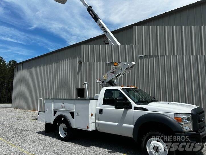 Ford F-550 Truck mounted platforms