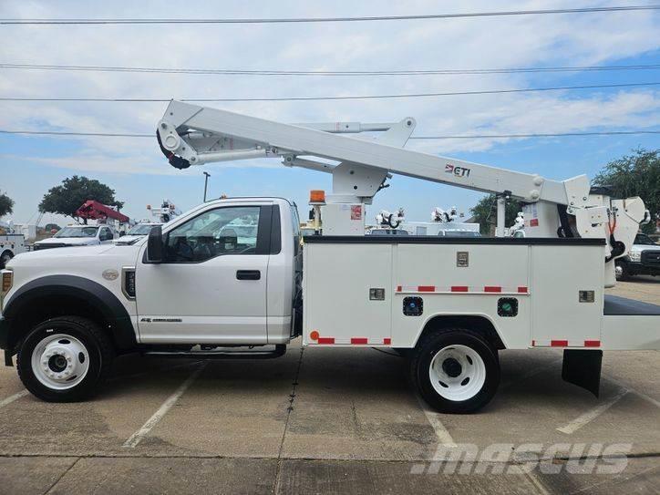 Ford F-550 Truck mounted platforms