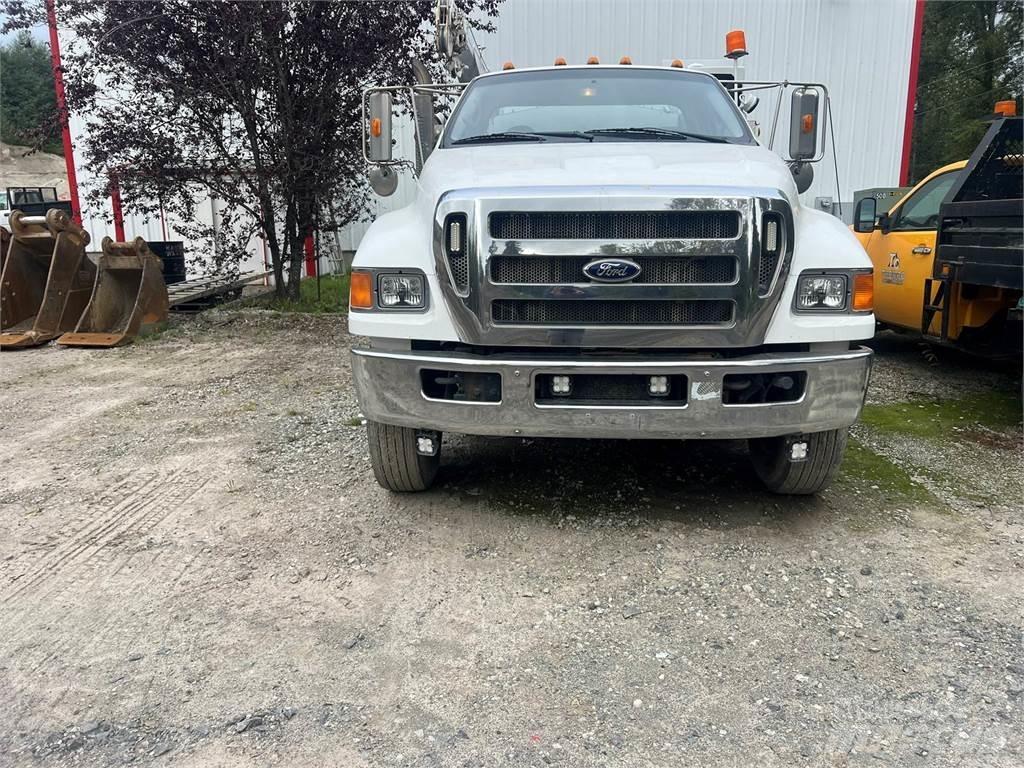 Ford F-750 Municipal / general purpose vehicles