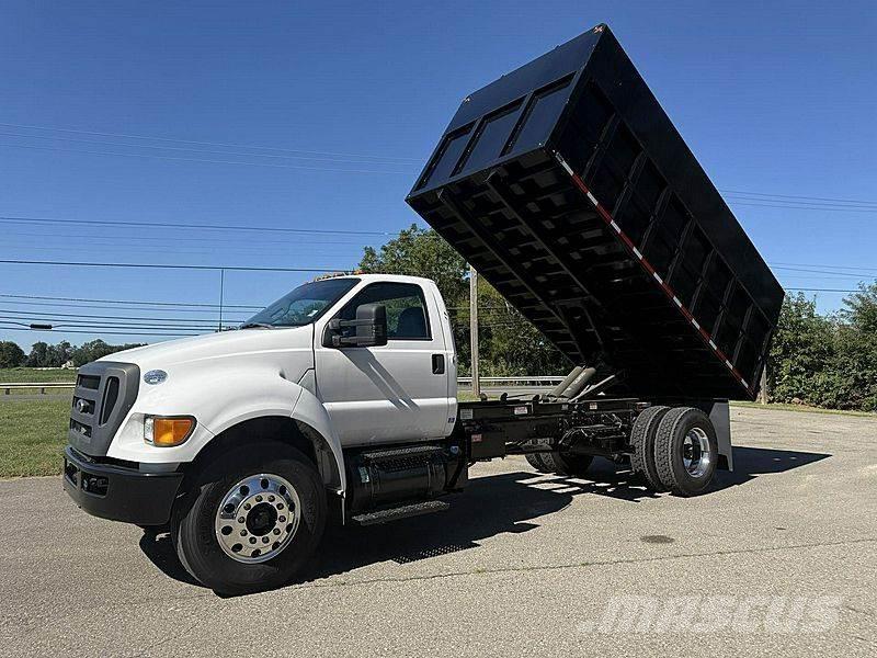 Ford F-750 Wood chip trucks