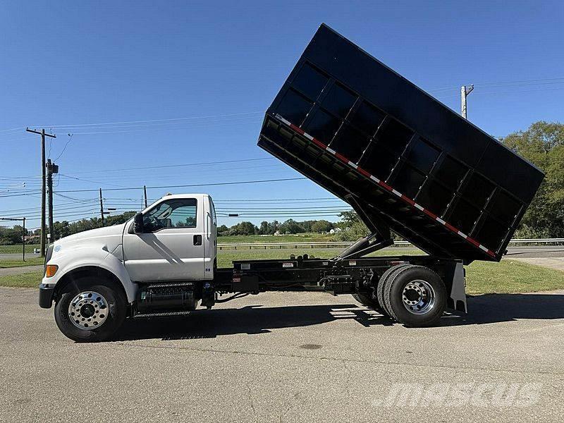 Ford F-750 Wood chip trucks