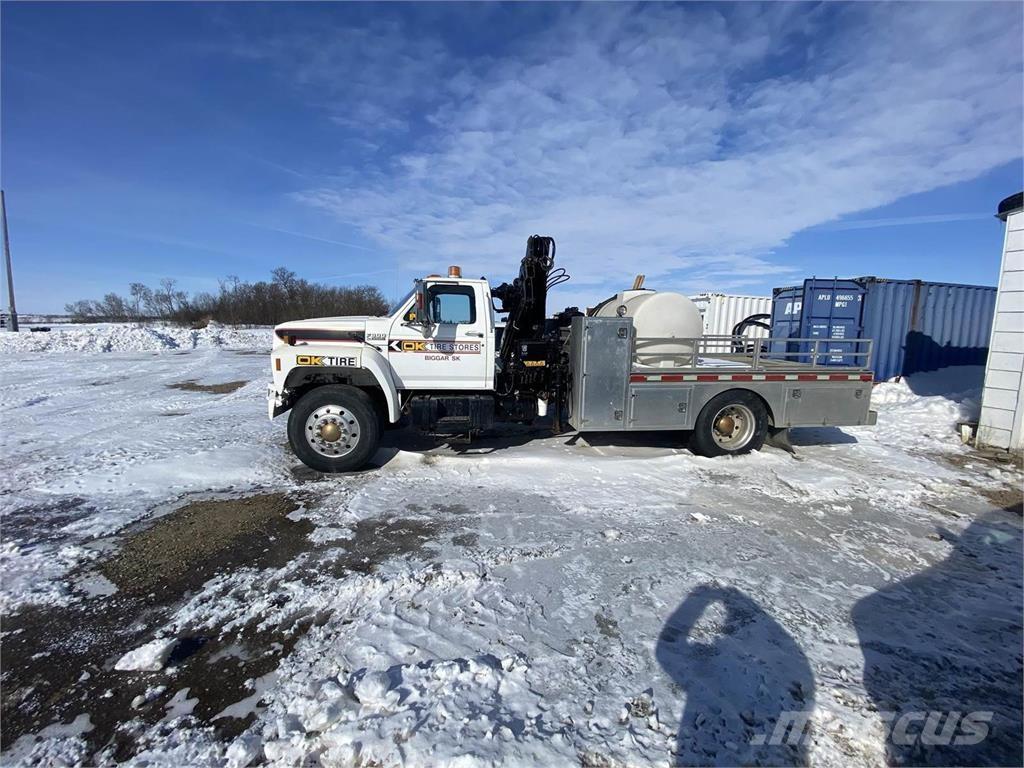 Ford F-800 Municipal / general purpose vehicles