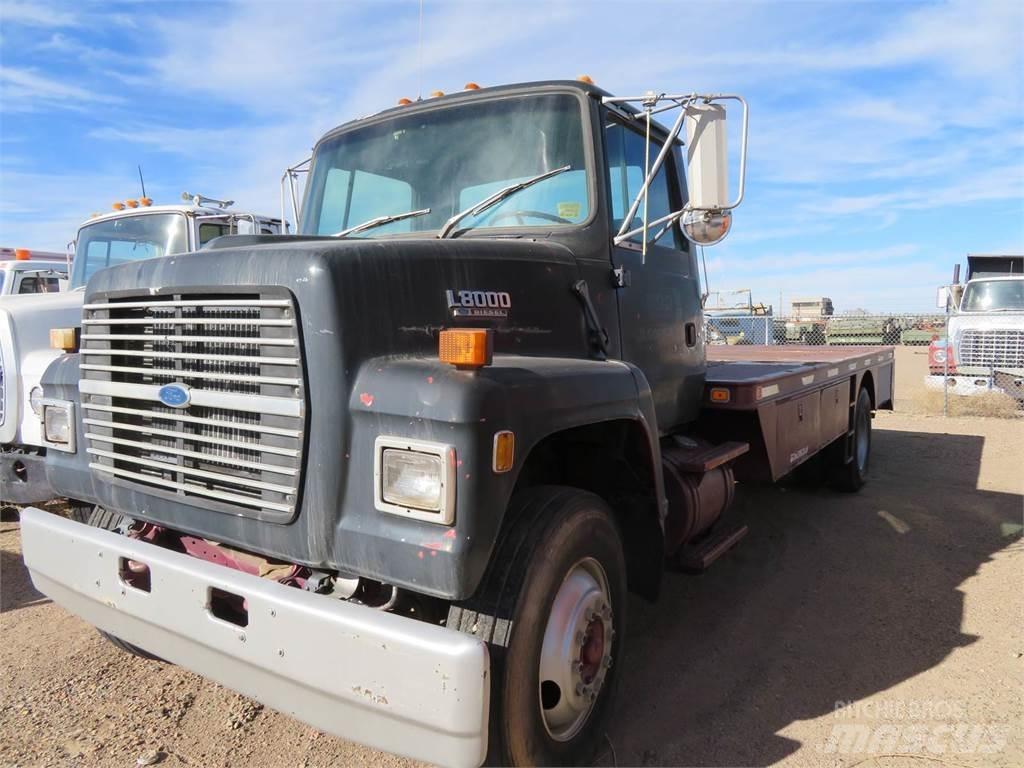 Ford L8000 Tipper trucks