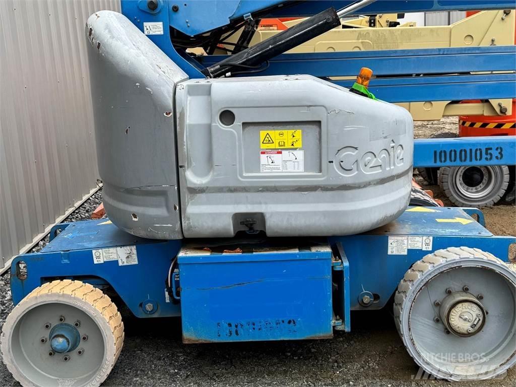 Genie Z45 Articulated boom lifts