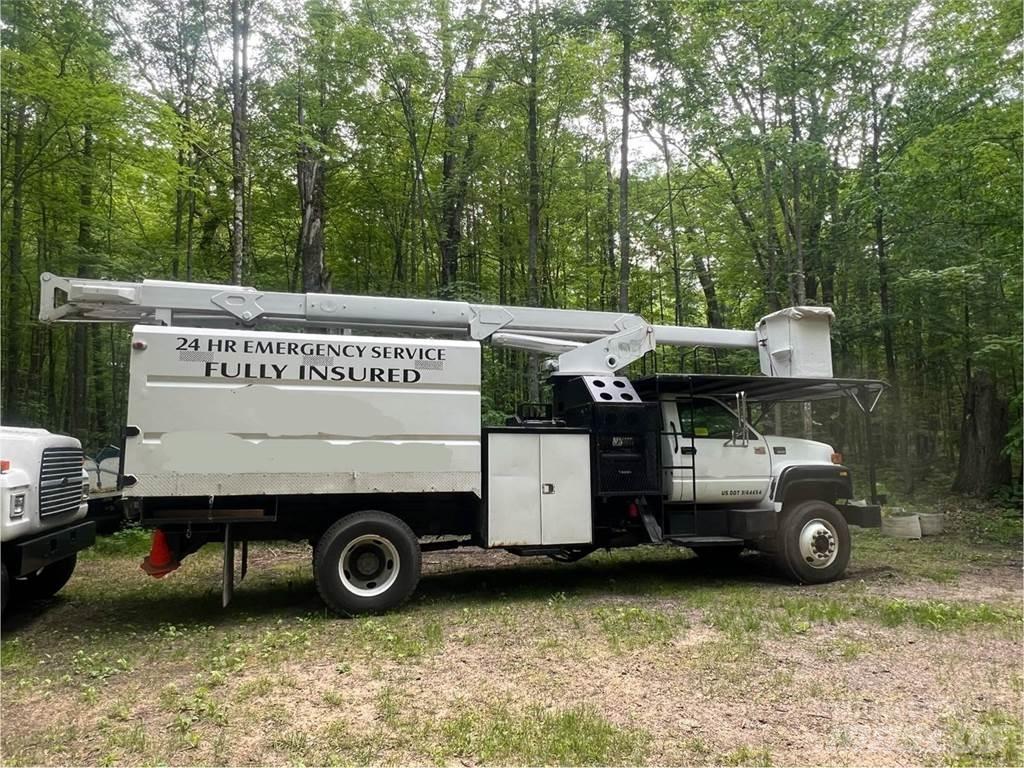 GMC 8500 Truck mounted cranes