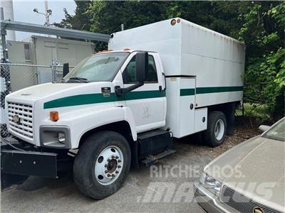GMC C7500 Wood chip trucks